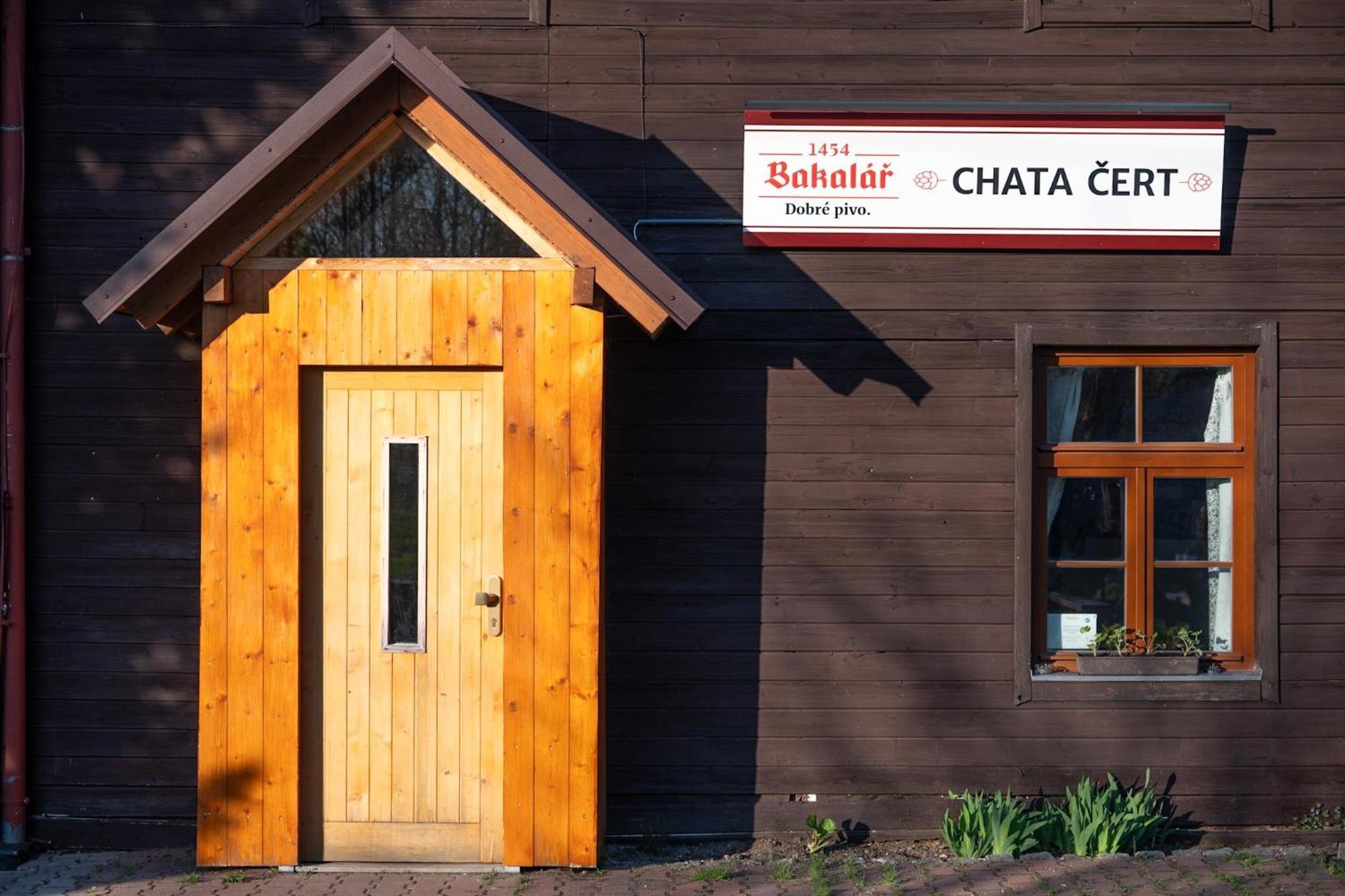 Chata Cert Josefŭv Dŭl Ngoại thất bức ảnh